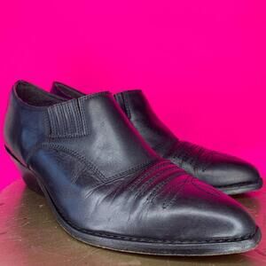 Thom McAn Black Leather Western Ankle Bootie US 7.5